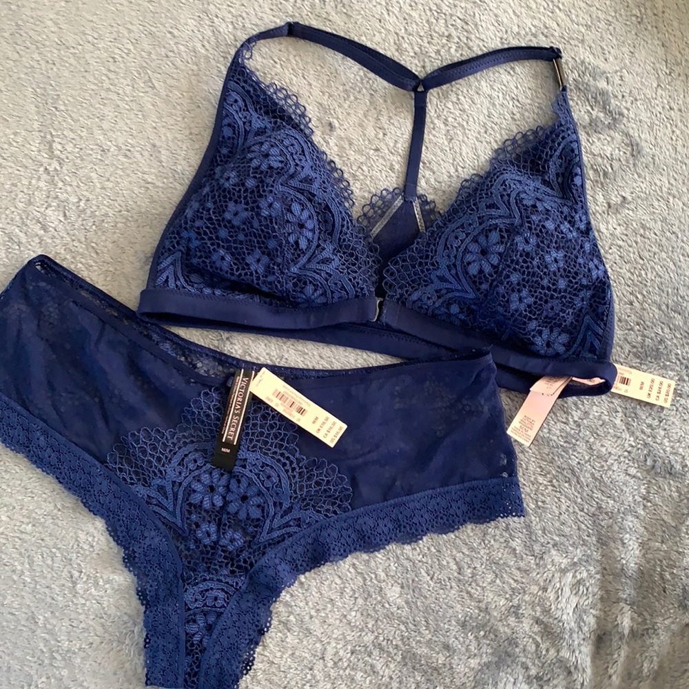 Victoria Secret Bra and Panty set🧵👙🫐💙